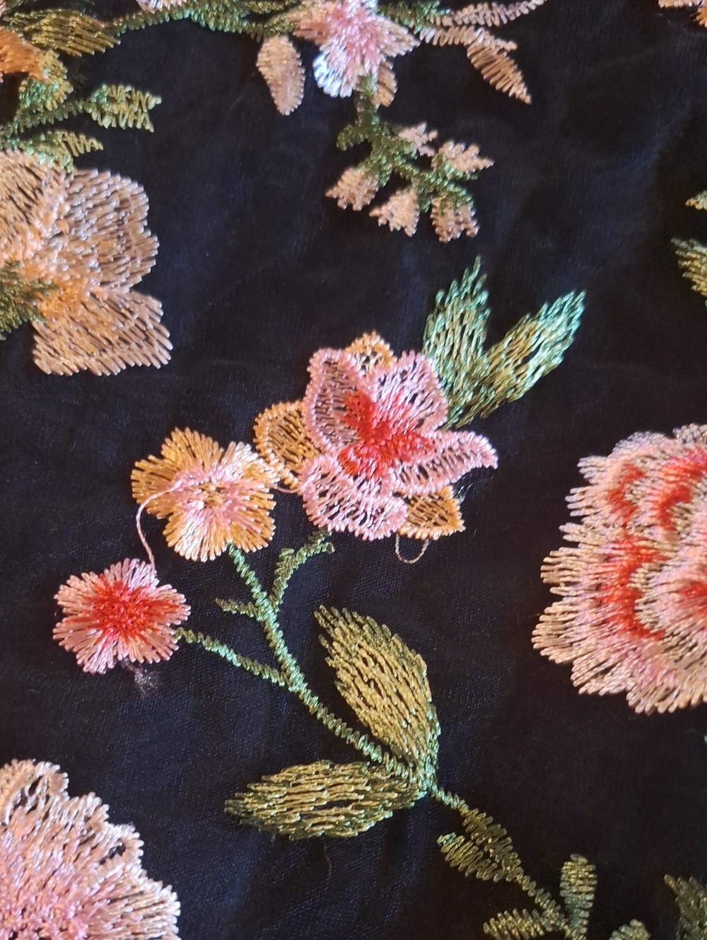 NWT Lulu'a Soiree Blossom Black Floral Embroidered Mermaid Maxi Dress Size Small - Picture 15 of 15